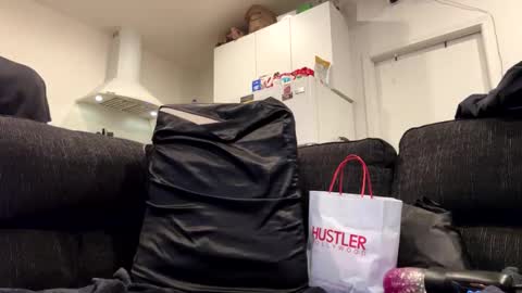 onthecumup69 online show from February 4, 11:49 am