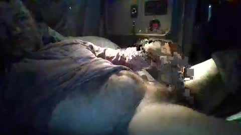 onthemove03 online show from March 16, 5:25 am