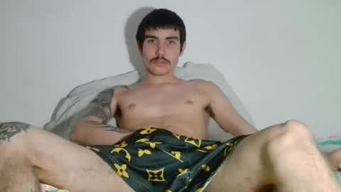 onzas_ online show from February 19, 8:27 pm