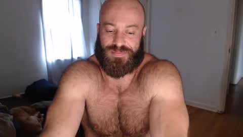 Snapshot of oregon87 chatting on December 5, 11:40 pm The Oregon Lumberjack online show from December 5, 11:40 pm