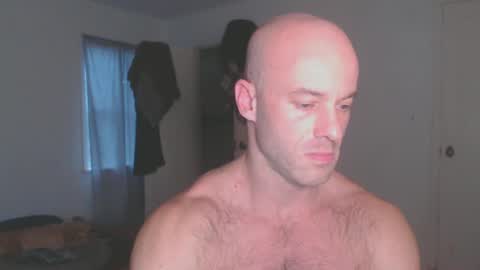 Snapshot of oregon87 chatting on December 28, 12:04 am The Oregon Lumberjack online show from December 28, 12:04 am