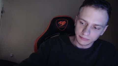 Oscar online show from October 3, 2:44 pm