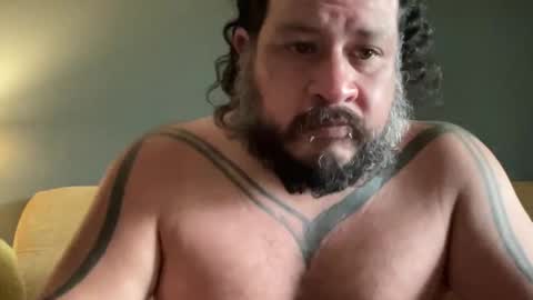 oscar_valentine online show from May 1, 7:05 pm