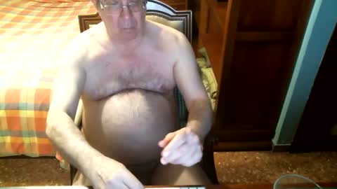 Oscar online show from April 29, 3:49 pm