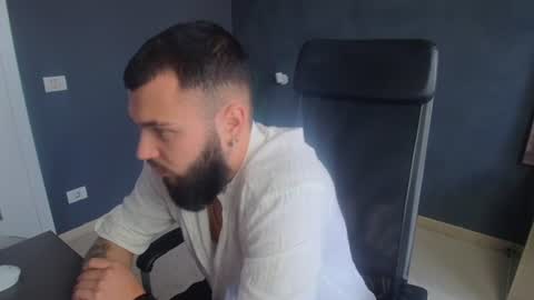 OscarWills online show from July 28, 11:17 am