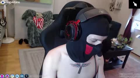 osirisbad online show from February 2, 8:19 pm