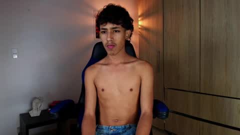 ostin 18hot online show from February 12, 2:14 am