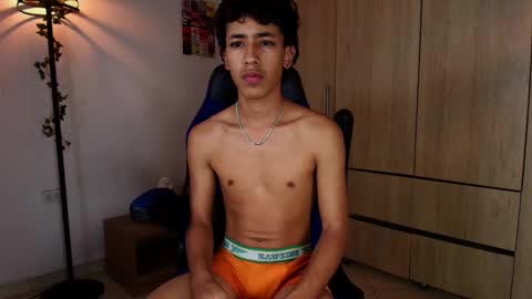 ostin 18hot online show from February 23, 9:58 pm