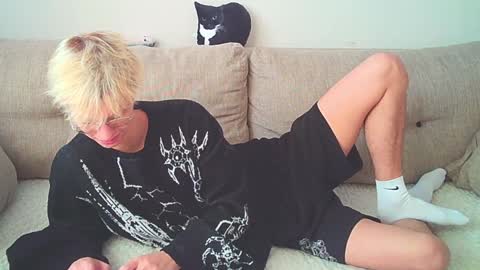 Ostin online show from December 16, 8:41 am