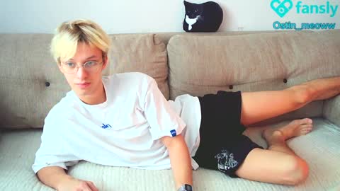 Ostin online show from January 15, 7:15 am