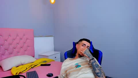 Ostin baby online show from December 10, 2:06 pm