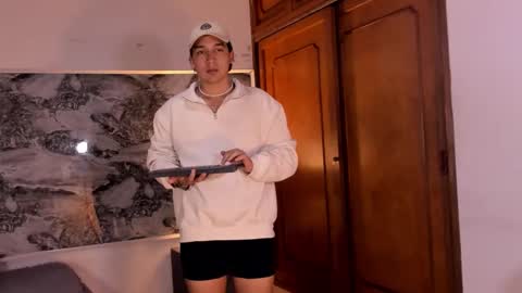 Otto Andrew online show from February 23, 9:05 pm