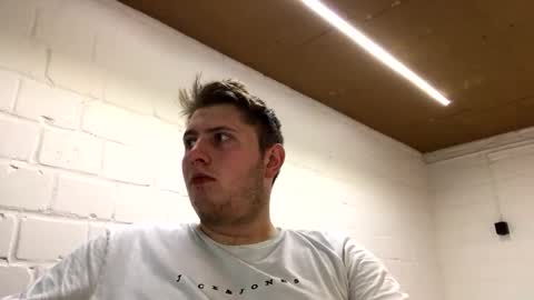 outflayd online show from February 6, 4:59 pm