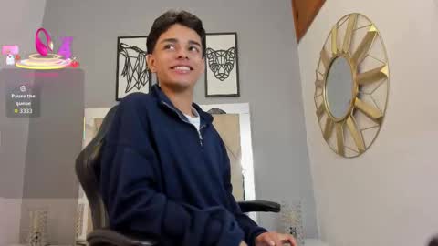 Snapshot of owen__johnson chatting on October 23, 11:57 am Owen Johnson online show from October 23, 11:57 am