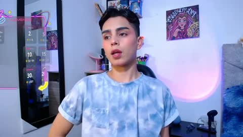 Owen  Independent model  online show from April 9, 9:37 am