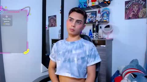 Owen  Independent model  online show from February 25, 7:31 am