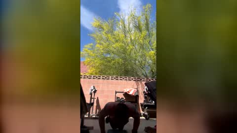 ozzie322516 online show from March 29, 8:53 pm