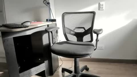 pablo rincon95 online show from December 17, 12:22 pm