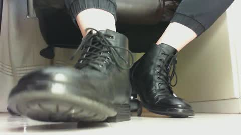 Snapshot of pablomenesssl chatting on January 24, 5:00 pm Pablo Meness online show from January 24, 5:00 pm