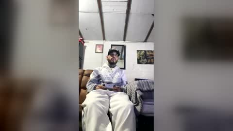 panthers_room online show from April 6, 2:52 am