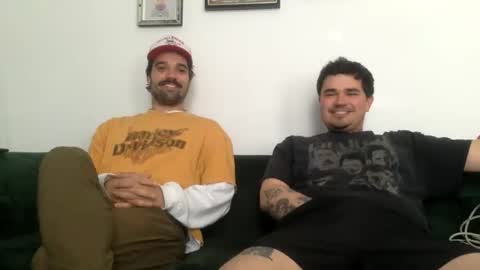 papaandpapa online show from May 2, 6:43 pm