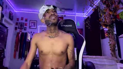 papian0 online show from October 28, 5:43 am