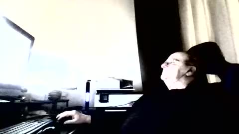 papilly online show from March 7, 2:31 am