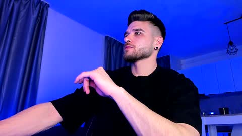 Paris online show from January 21, 9:36 pm