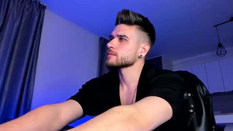 Paris online show from February 12, 3:51 am