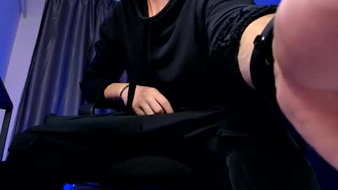 Paris online show from September 9, 11:47 pm