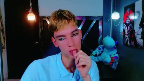 park_jimin1 online show from December 2, 2:36 am