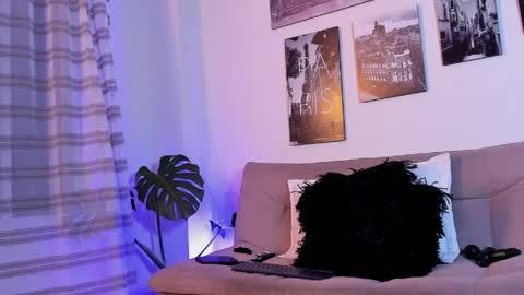 parker lavine online show from April 5, 2:30 am