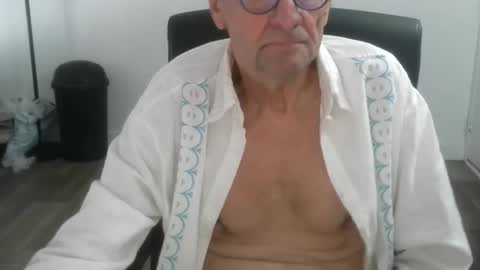 Bob online show from February 6, 8:06 pm