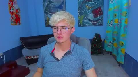 .... online show from December 21, 9:17 am