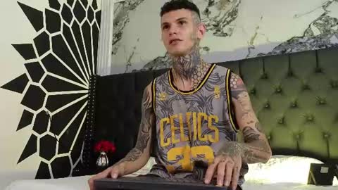 Paulo online show from June 27, 5:43 am