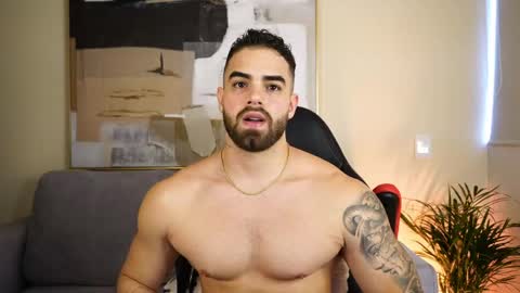 Paul Phoenix online show from April 17, 9:50 pm