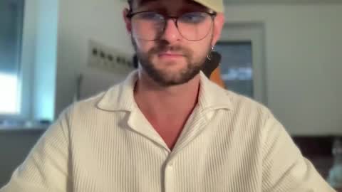 love bush online show from September 12, 4:18 pm