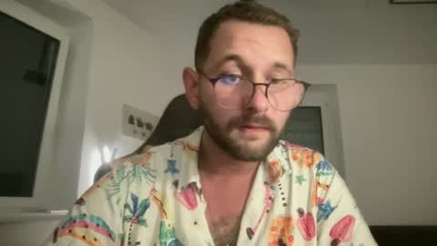 love bush online show from June 27, 7:52 pm