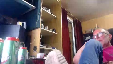 pc8474408 online show from June 2, 3:13 pm