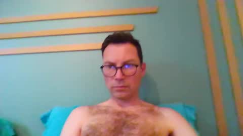 pchittt online show from March 9, 1:59 pm