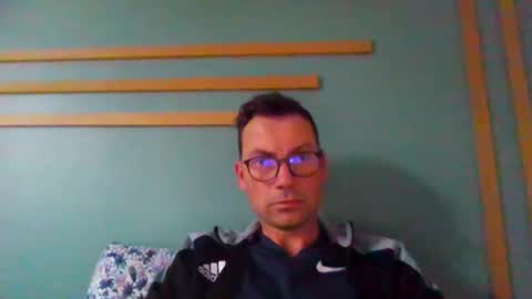 pchittt online show from December 14, 1:27 pm