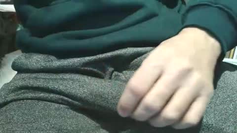 hard4u online show from December 21, 7:00 pm