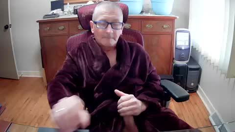 Snapshot of peepingmale chatting on January 25, 1:30 pm peepingmale online show from January 25, 1:30 pm