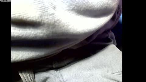 Snapshot of peepingtom66 chatting on October 25, 10:50 am peepingtom66 online show from October 25, 10:50 am