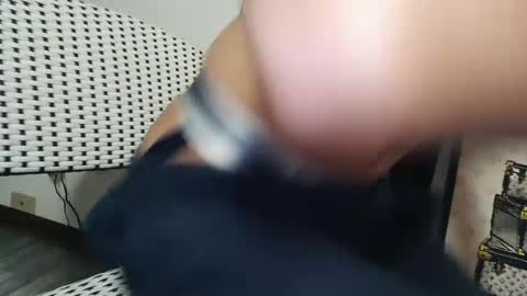 Snapshot of pegasus766152 chatting on December 4, 2:53 am pegasus766152 online show from December 4, 2:53 am