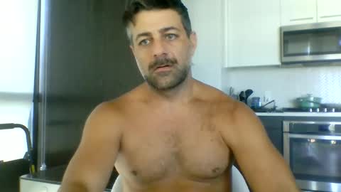 persianprince546 online show from May 31, 6:09 pm