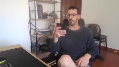 peter_coat online show from June 7, 12:34 pm