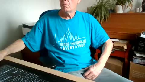 petitwilly online show from June 18, 9:58 am