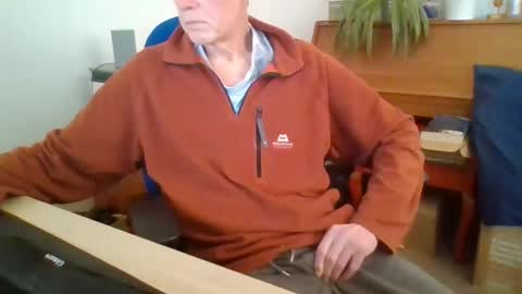 petitwilly online show from January 27, 11:11 am