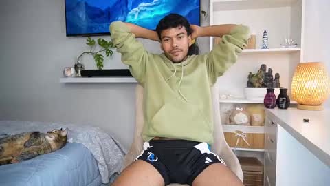 Pettercat online show from October 25, 7:48 pm